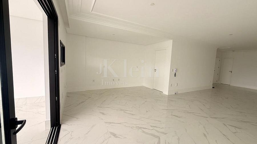 Living do Maison Lafayette Dallo na Meia Praia em Itapema