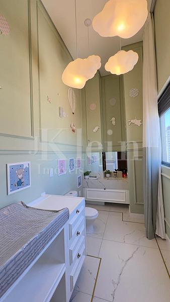 Banheiro na su�te do apartamento � venda Belle Maison Residence em Itapema