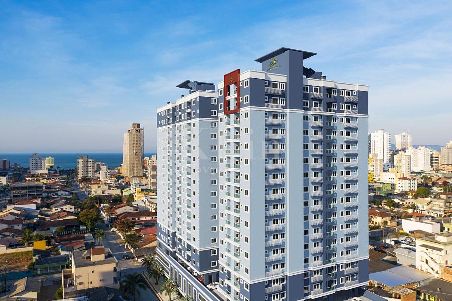 Fachada com vista para o mar do Ilha Li Galli Residence no Morretes em Itapema