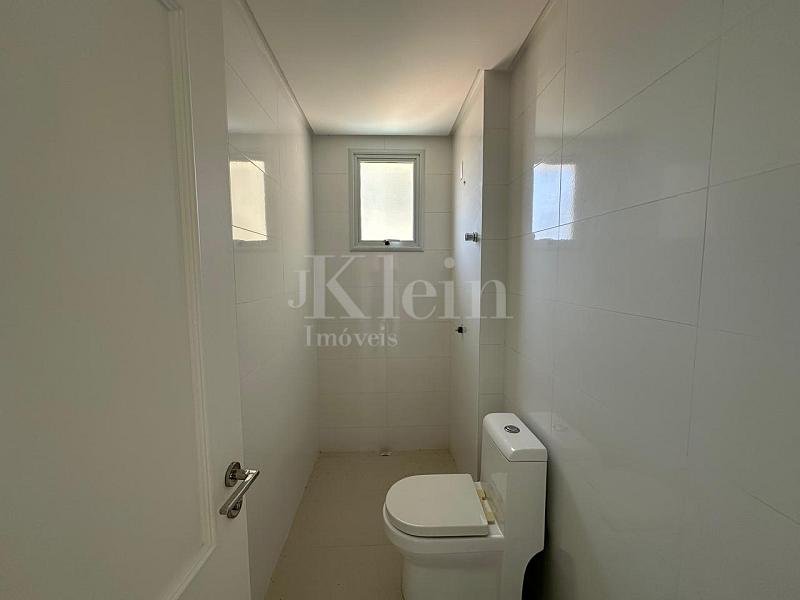 Banheiro no Le Tre Torri Residenziale em Itapema