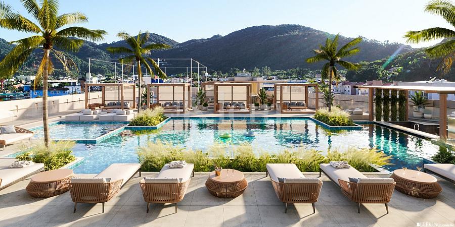 Piscina do La Belle Verte no Centro em Itapema