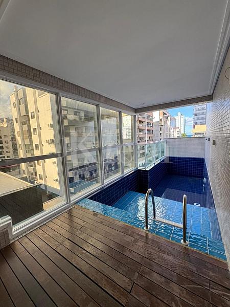 Piscina do edif�cio Jo�o Reis