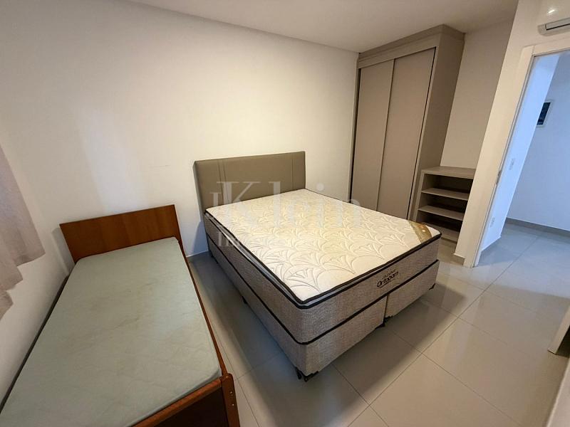 Su�te do apartamento no edif�cio Jo�o Reis em Itapema