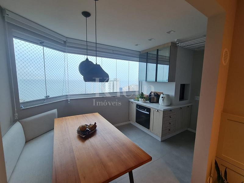 Living do partamento � venda no Sky Bridge Residence em Itapema