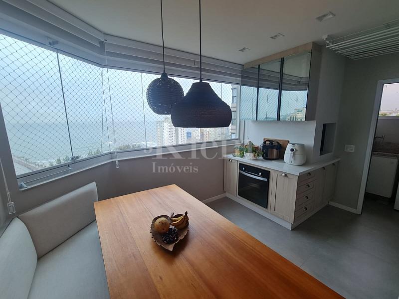 Living do partamento � venda no Sky Bridge Residence em Itapema