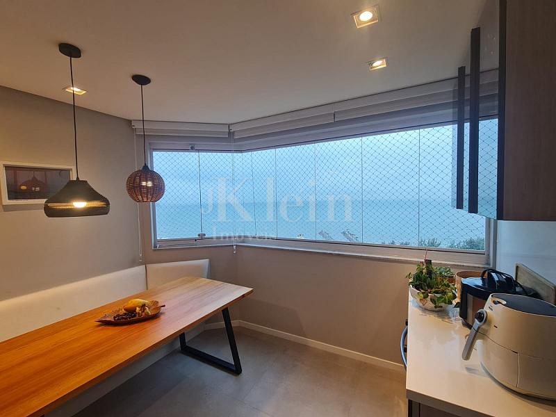 Sacada do partamento � venda no Sky Bridge Residence em Itapema