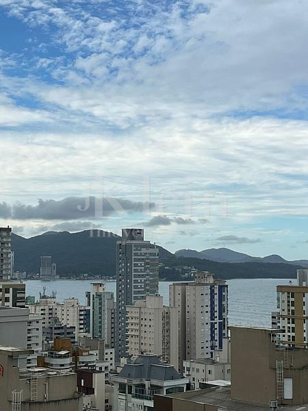 Vista mar do apartamento do Times Square na Meia Praia em Itapema