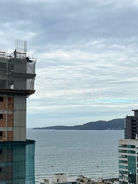 Vista mar do apartamento do Times Square na Meia Praia em Itapema