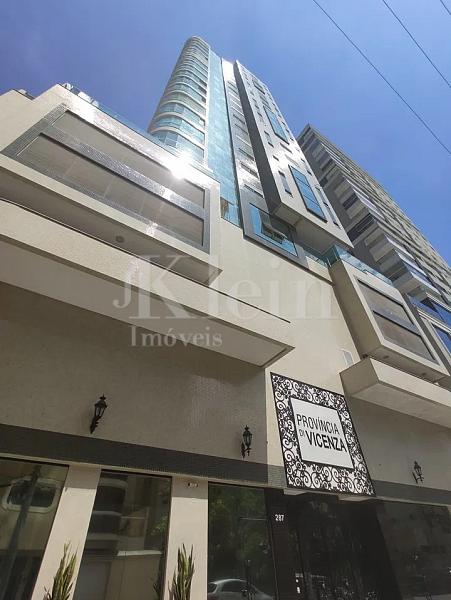 Fachada do Prov�ncia Di Vicenza na Meia Praia em Itapema