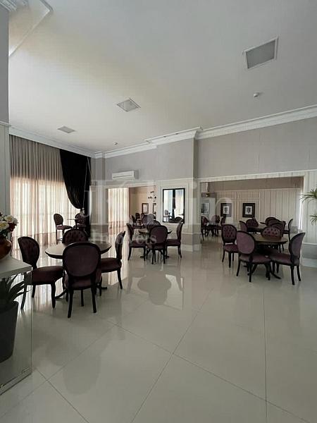 Sal�o de festas do Prov�ncia Di Vicenza na Meia Praia em Itapema