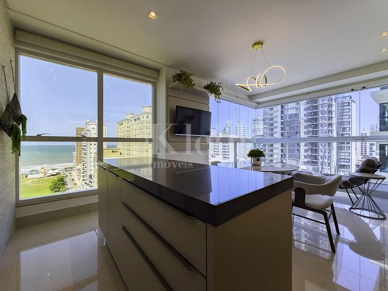 Gourmet do apartamento no Le Lis Blanc Residence em Itapema