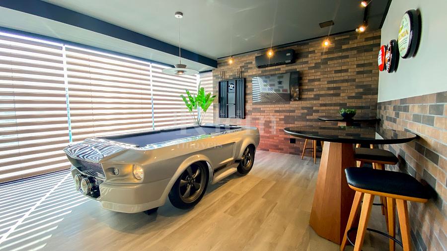 Sala de jogos do Long Beach Residence na Meia Praia em Itapema