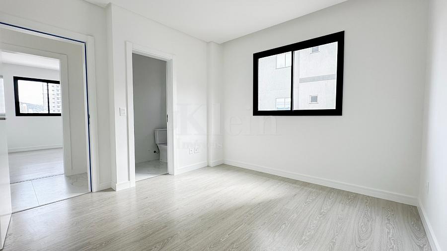 Su�te do apartamento do Long Beach Residence na Meia Praia em Itapema