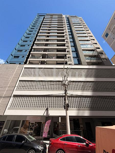 Fachada do Aqua Tower no Morretes em Itapema