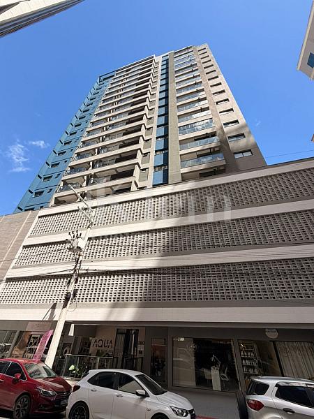 Fachada do Aqua Tower no Morretes em Itapema