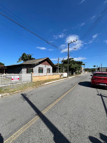 Terreno Com Casa De Madeira 3