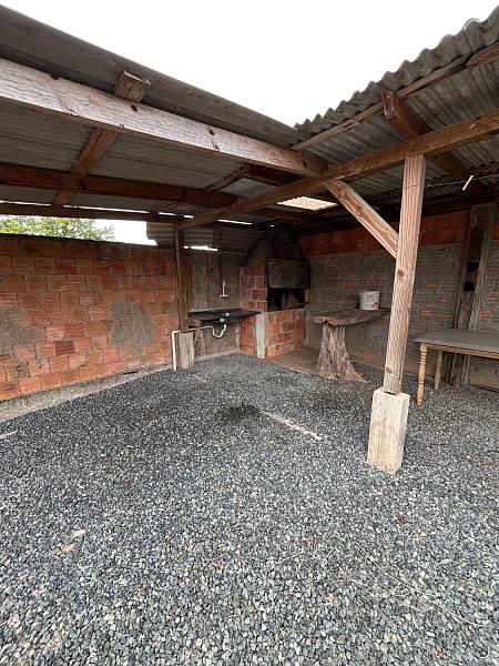 Terreno Com Casa De Madeira 22