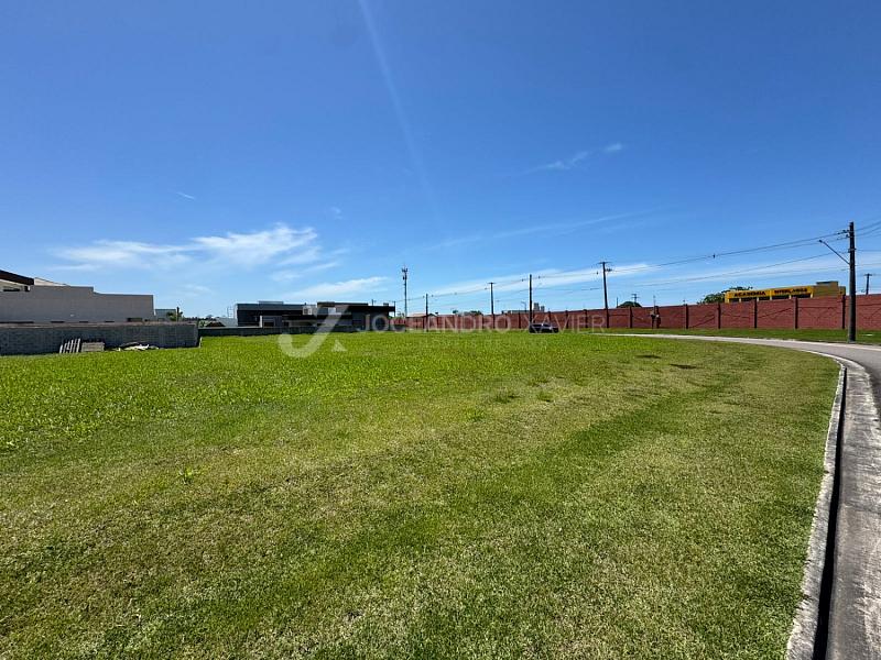 Jardins Veneza- Terreno 1189,17  Lote 13 Quadra 5 De esquina — foto 4