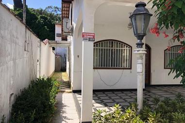 Casa com 3 dormitórios à venda, 250m² - Centro - Vila Velha/ES