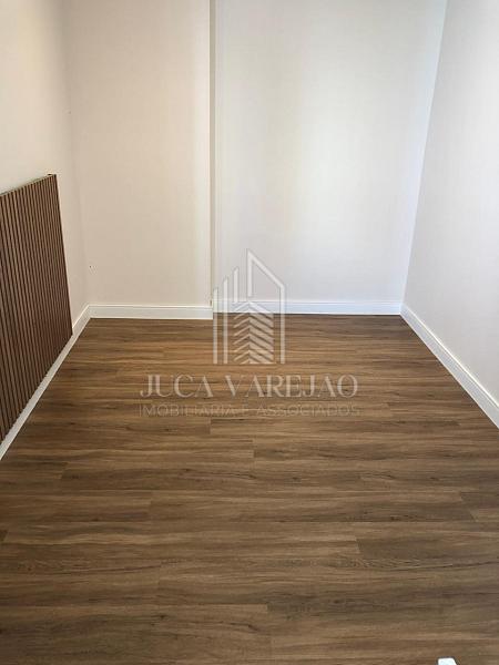 APARTAMENTO DE 1 QUARTO À VENDA_ITAPUÃ — foto 7