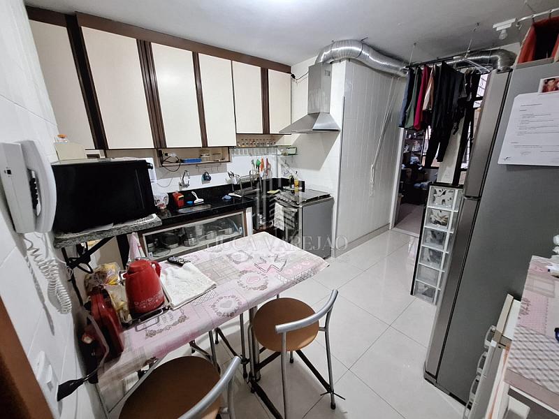 APARTAMENTO DE 3 QUARTOS À VENDA_PRAIA DA COSTA — foto 18