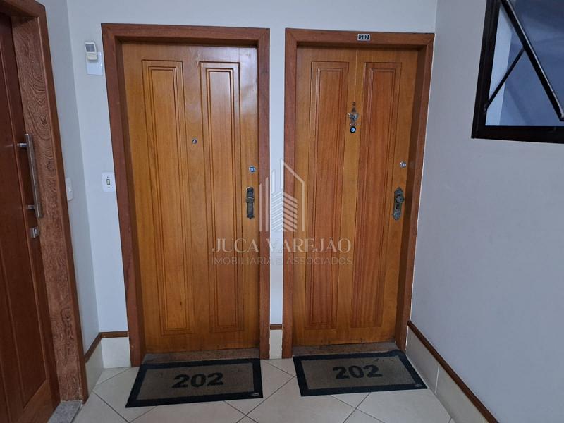 APARTAMENTO DE 3 QUARTOS À VENDA_PRAIA DA COSTA — foto 23