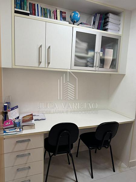 APARTAMENTO DE 3 QUARTOS À VENDA_PRAIA DA COSTA — foto 13