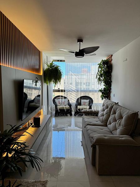 APARTAMENTO DE 3 QUARTOS À VENDA_PRAIA DA COSTA — foto 2