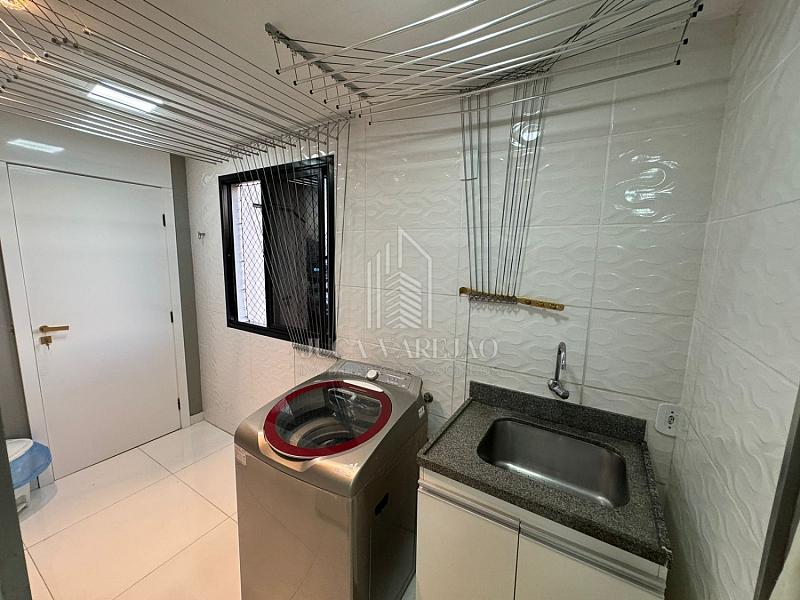 APARTAMENTO DE 4 QUARTOS À VENDA_PRAIA DA COSTA — foto 4