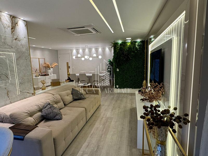 APARTAMENTO DE 4 QUARTOS À VENDA_PRAIA DA COSTA — foto 19