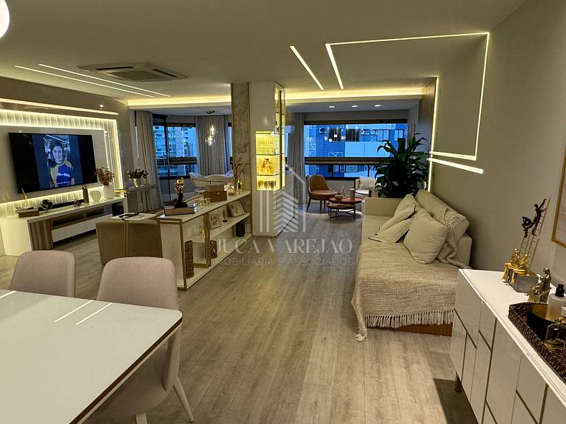 APARTAMENTO DE 4 QUARTOS À VENDA_PRAIA DA COSTA — foto 16