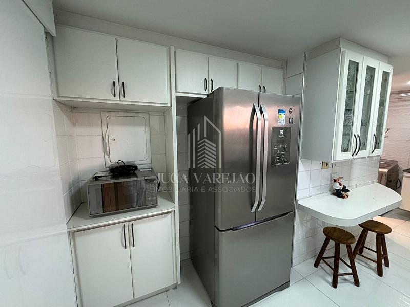 APARTAMENTO DE 4 QUARTOS À VENDA_PRAIA DA COSTA — foto 13