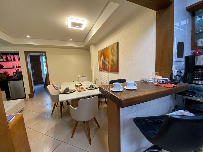 APARTAMENTO DE 3 QUARTOS À VENDA_PRAIA DA COSTA — foto 5