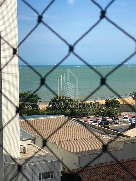 APARTAMENTO DE 4 QUARTOS À VENDA_PRAIA DA COSTA — foto 2