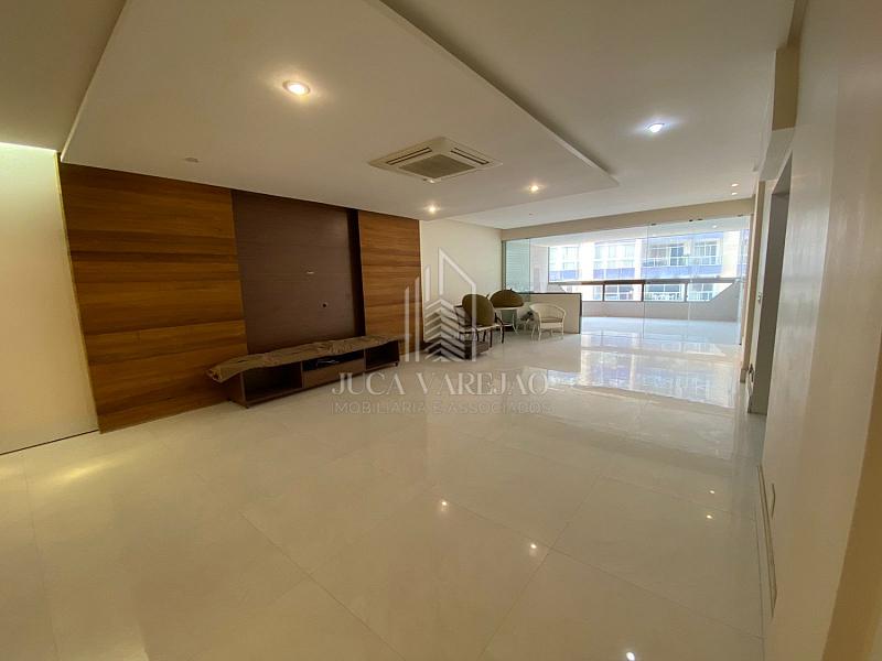 APARTAMENTO DE 4 QUARTOS À VENDA_PRAIA DA COSTA — foto 19