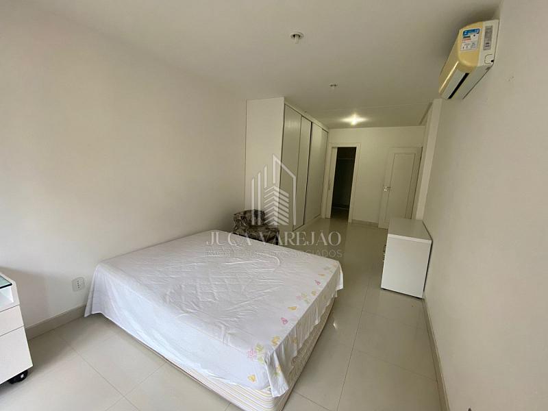 APARTAMENTO DE 4 QUARTOS À VENDA_PRAIA DA COSTA — foto 17