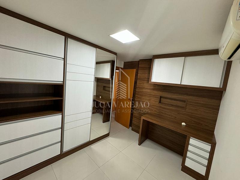 APARTAMENTO DE 3 QUARTOS À VENDA_ITAPUÃ — foto 17