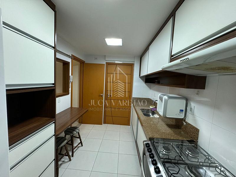 APARTAMENTO DE 3 QUARTOS À VENDA_ITAPUÃ — foto 24