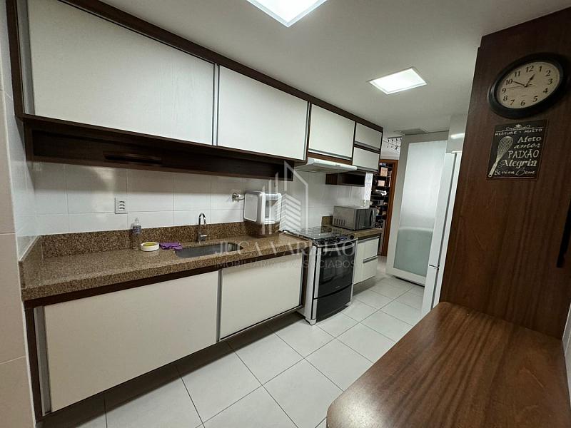 APARTAMENTO DE 3 QUARTOS À VENDA_ITAPUÃ — foto 9