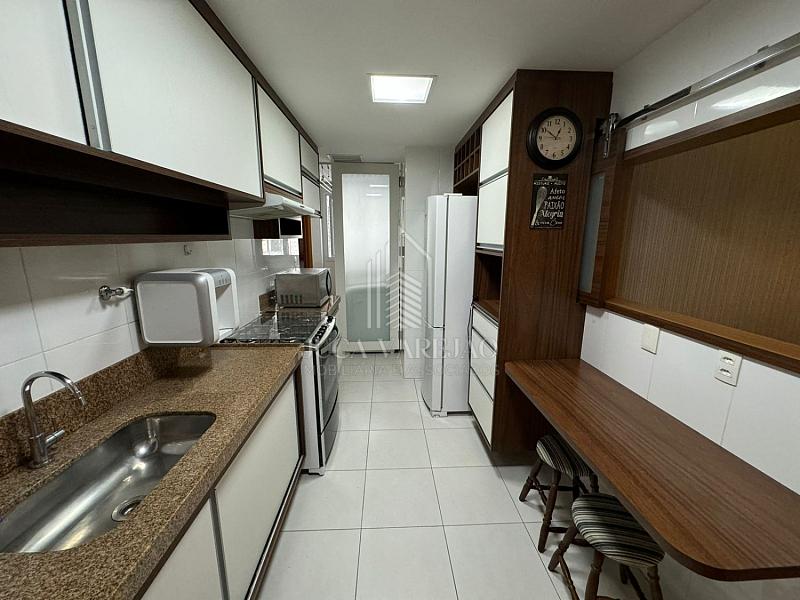 APARTAMENTO DE 3 QUARTOS À VENDA_ITAPUÃ — foto 11