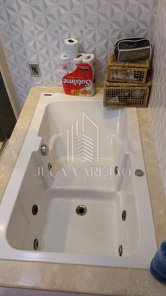 APARTAMENTO DE 4 QUARTOS À VENDA_ITAPUÃ — foto 8