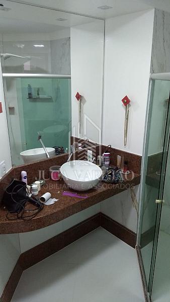 APARTAMENTO DE 4 QUARTOS À VENDA_ITAPUÃ — foto 12