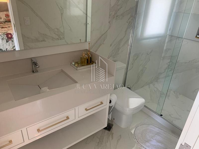 CASA DE 4 QUARTOS À VENDA_CONDOMÍNIO FECHADO — foto 26