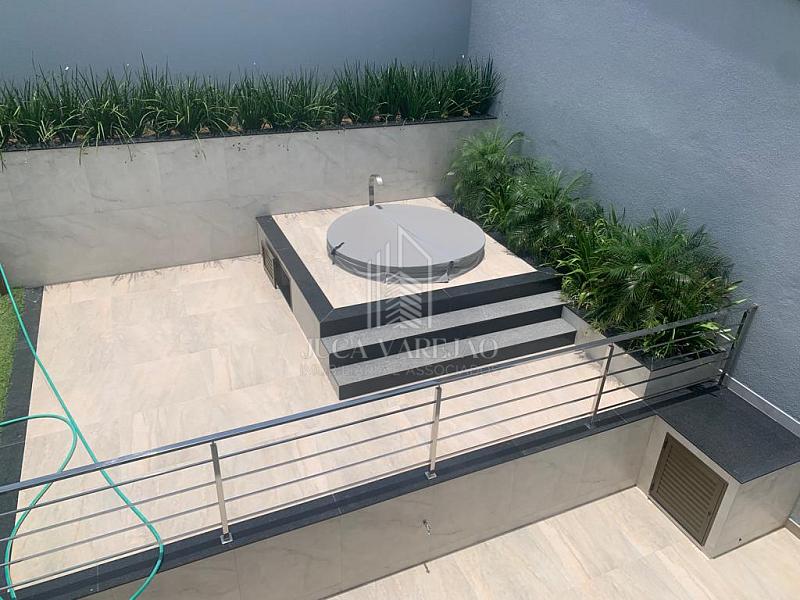 CASA DE 4 QUARTOS À VENDA_CONDOMÍNIO FECHADO — foto 27