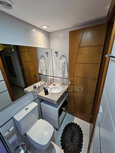 APARTAMENTO DE 2 QUARTOS À VENDA_PRAIA DA COSTA — foto 12