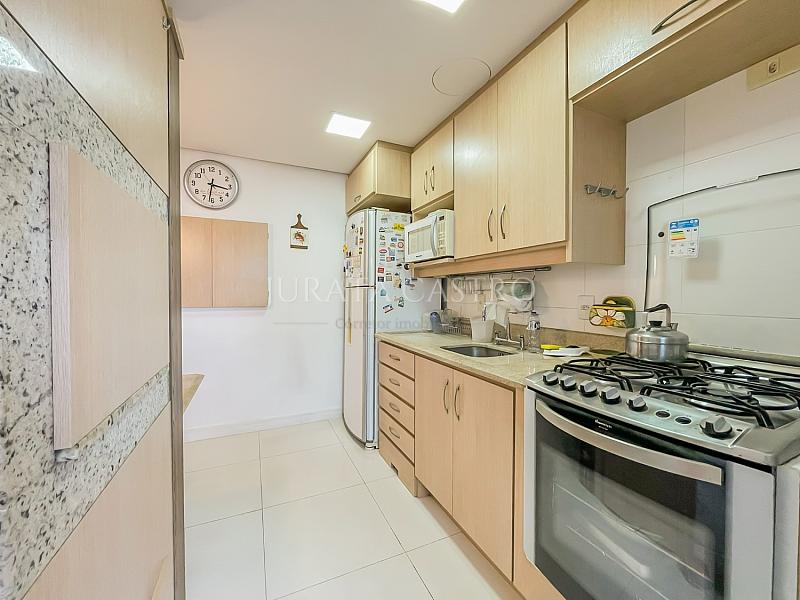 Apto 3 D, 1 Su�te, elevador e 2 vagas cobertas 5