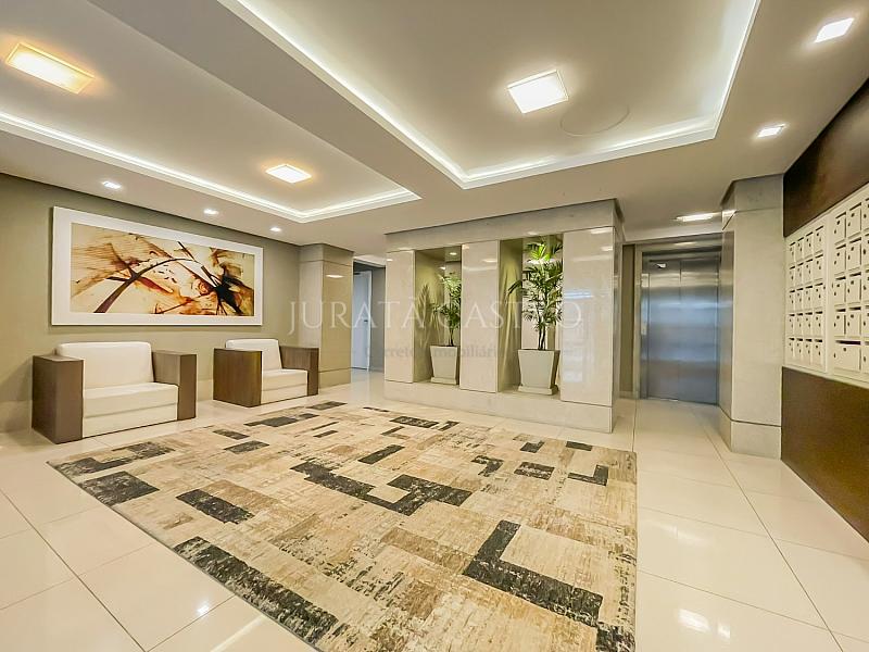 Apto 3 D, 1 Su�te, elevador e 2 vagas cobertas 18