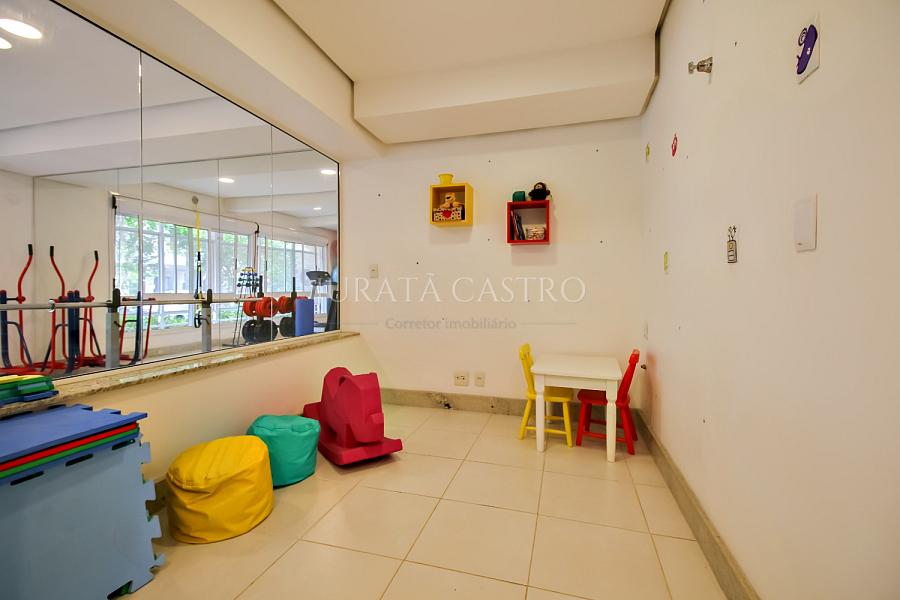 Apto 3 D, 1 Su�te, elevador e 2 vagas cobertas 24