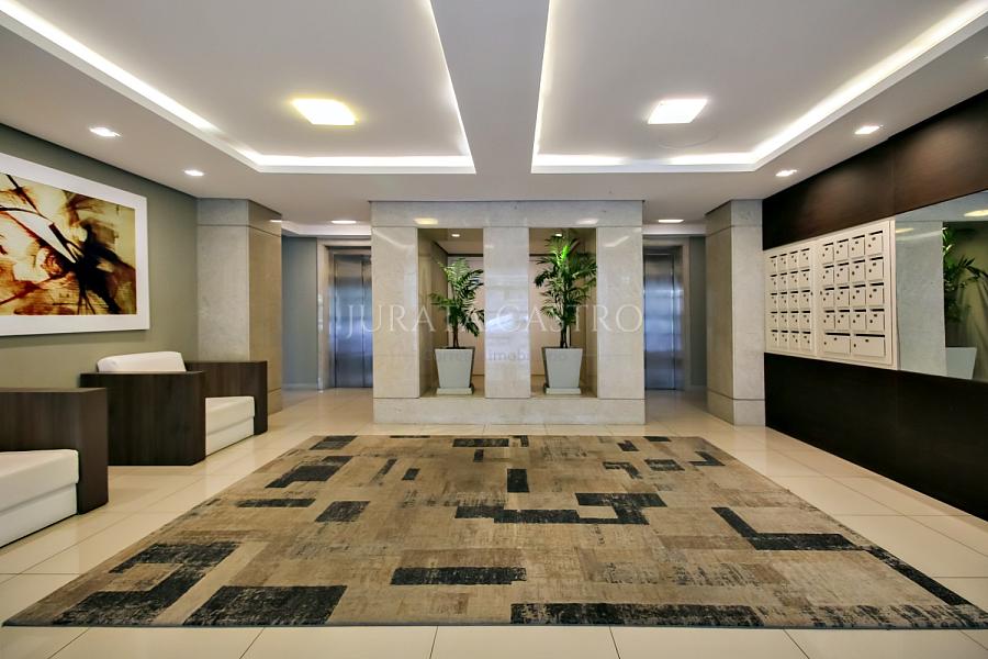 Apto 3 D, 1 Su�te, elevador e 2 vagas cobertas 27