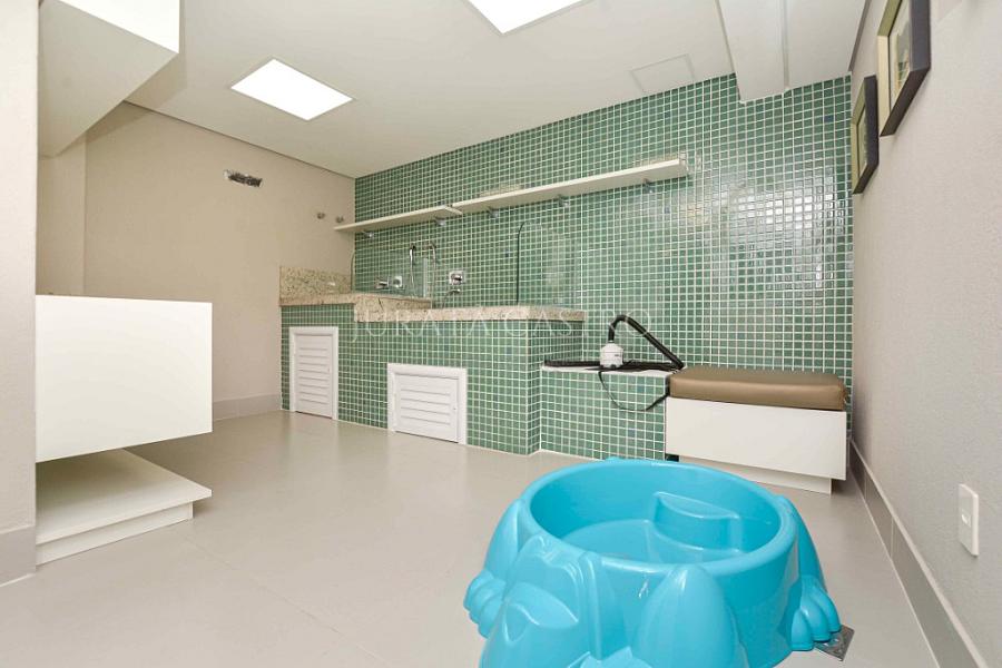 Apto 3 D, 1 Su�te, Elevador e vaga de garagem. 28